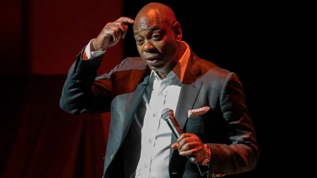 Dave Chappelle’s Fans Walk Out After He Slams Israel’s Actions in Gaza at Boston Show